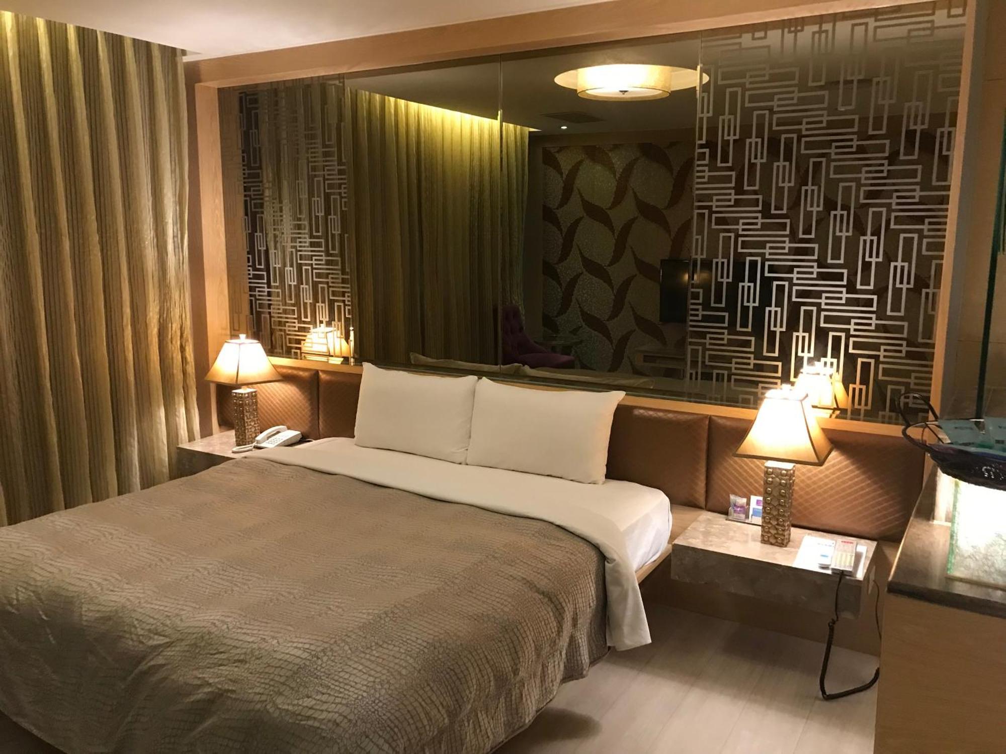 Venice Motel 高雄市 エクステリア 写真